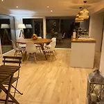 Azores 5 Estrelas בית נופש *